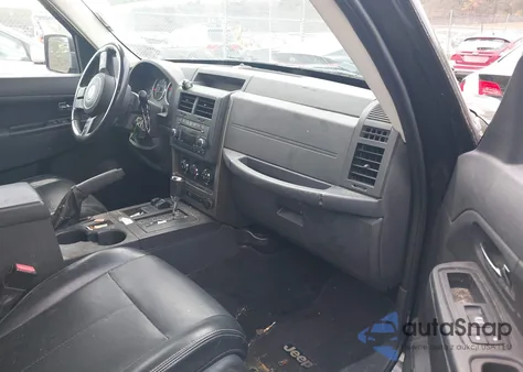 2012 Jeep Liberty Sport из США, поврежденный, VIN 1C4PJMAK8CW207482